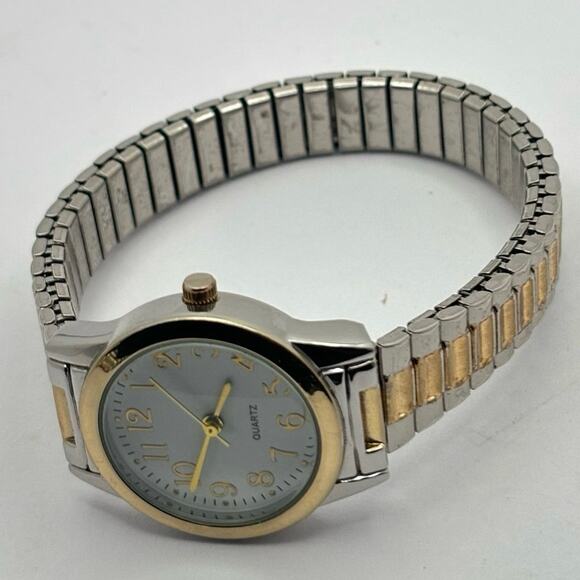 Silver & Gold Men’s Watch - Picture 3 of 3